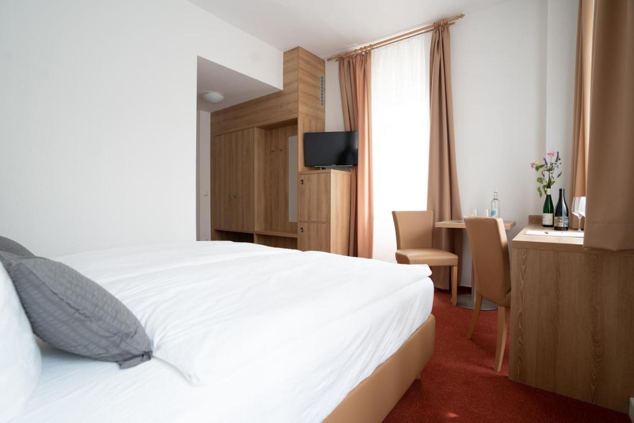 Nineofive Hotel Ена Экстерьер фото